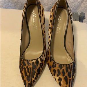Kennth Cole leopard pumps